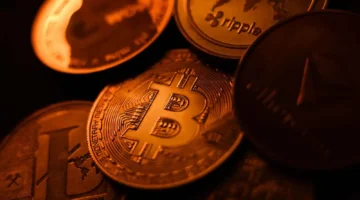 توقع مذكرة تفاهم لمشاركة المعلومات بشأن الأصول الرقمية.webp