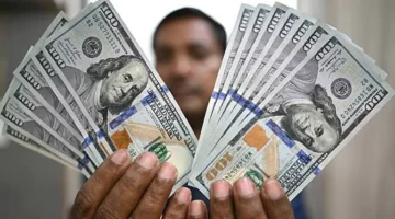 مفاجئ لسعر الدولار أمام الجنيه في تعاملات البنوك اليوم.webp