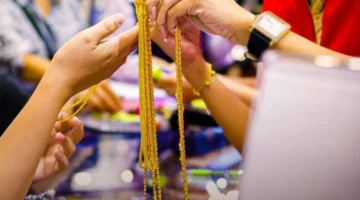 المعدن الأصفر سعر الذهب عيار 21 الآن يستمر في.webp