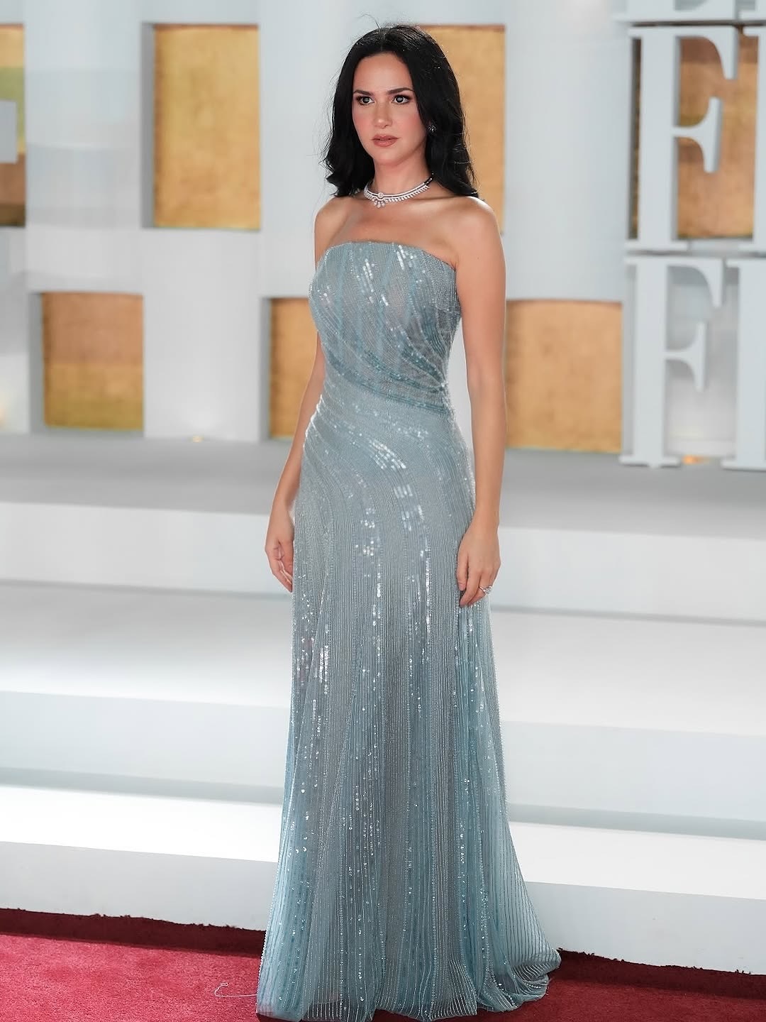 ركين سعد بتصميم رامي قاضي ومجوهرات House of Glamour (إنستغرام)