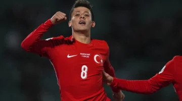 جولر يبرز موهبته مع تركيا في تصفيات كأس العالم.webp