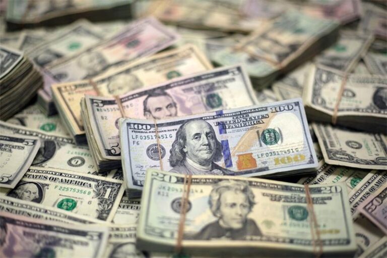 «أسعار الدولار اليوم: الأحد 5 أكتوبر 2025 في البنوك مقابل الجنيه»