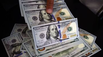 جديدة في سعر الدولار اليوم