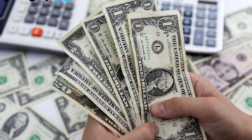 مفاجئ في سعر الدولار اليوم في مصر وسط ترقب