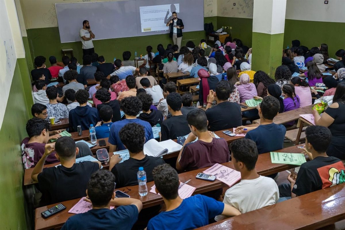 لن تتجاوز 100 جنيه التعليم يحل مشكلة الدروس الخصوصية