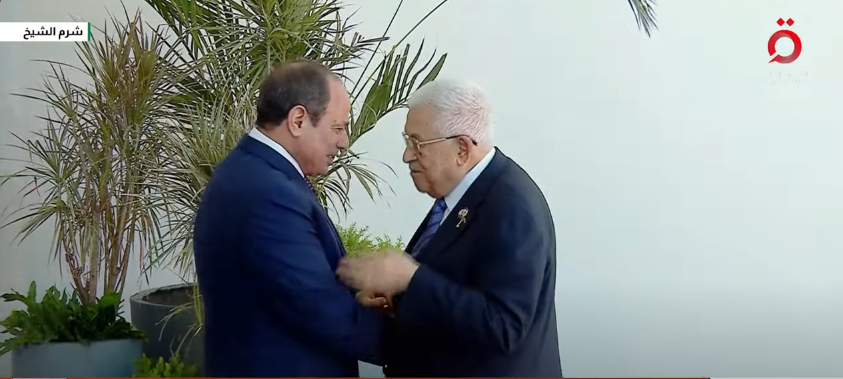 السيسي يستقبل رئيس فلسطين لحضور قمة السلام