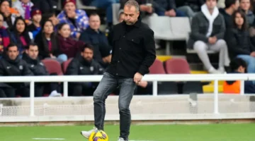 يفتقد أحد أبرز لاعبيه في مواجهة الكلاسيكو ضد ريال.webp