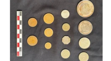 على العثور على نقود تاريخية في الإسكندرية.webp