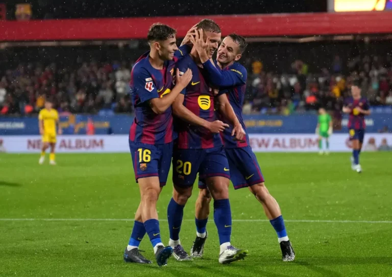 توقيت لقاء برشلونة ضد إشبيلية اليوم والقنوات التي ستبث المباراة في الدوري الإسباني 2026