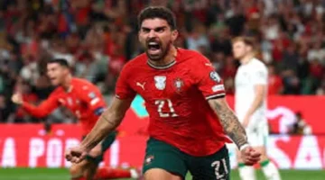نيفيز يسجل هدفًا حاسمًا للبرتغال ضد أيرلندا بينما يضيع.webp
