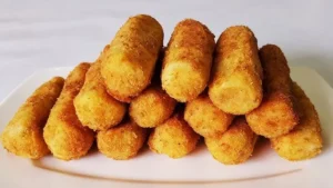 طريقة تحضير البطاطس بالجبنة الموتزاريلا في البيت