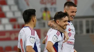 لاعب متميز لكنه ليس اللاعب الوحيد في الشارقة.webp