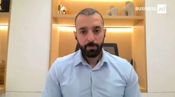 الفائدة إلى الذكاء الاصطناعي كيف يقوم المستثمرون بتحليل اتجاهات.webp