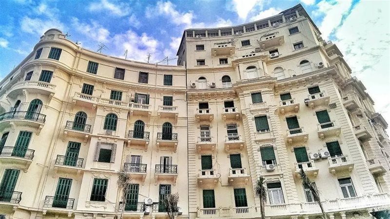أنت في حاجة إلى مساعدة؟ اكتشف مواقع الشقق البديلة