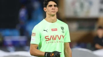 بونو يحتفل بالذكرى المئوية مع الهلال ويحقق رقمًا قياسيًا.webp