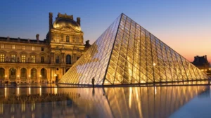 متحف اللوفر يصبح هدفاً للسخرية بعد تسريب كلمات مرور كاميرات المراقبة